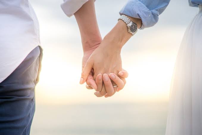 A British Couple Whose Wife is Unhappy With Her Husband’s Behavior